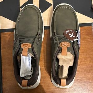 HEY DUDE MENS WALLY DRIFT CLASSIC 
DEEP GREEN SIZE 10